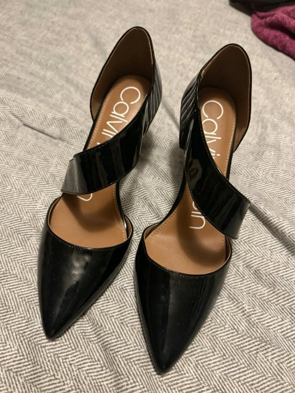 Calvin Klein Black Patent Leather Pointed Toe Stiletto Pumps Ankle Strap